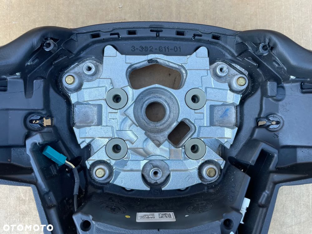 X5 G05 X6 G06 X7 G07 5 G30 G31 7 G11 G12 8 G14 G15 G16 BMW KIEROWNICA  6329732 GRZANA SKÓRA WIBRACJE ŁOPATKI - 7