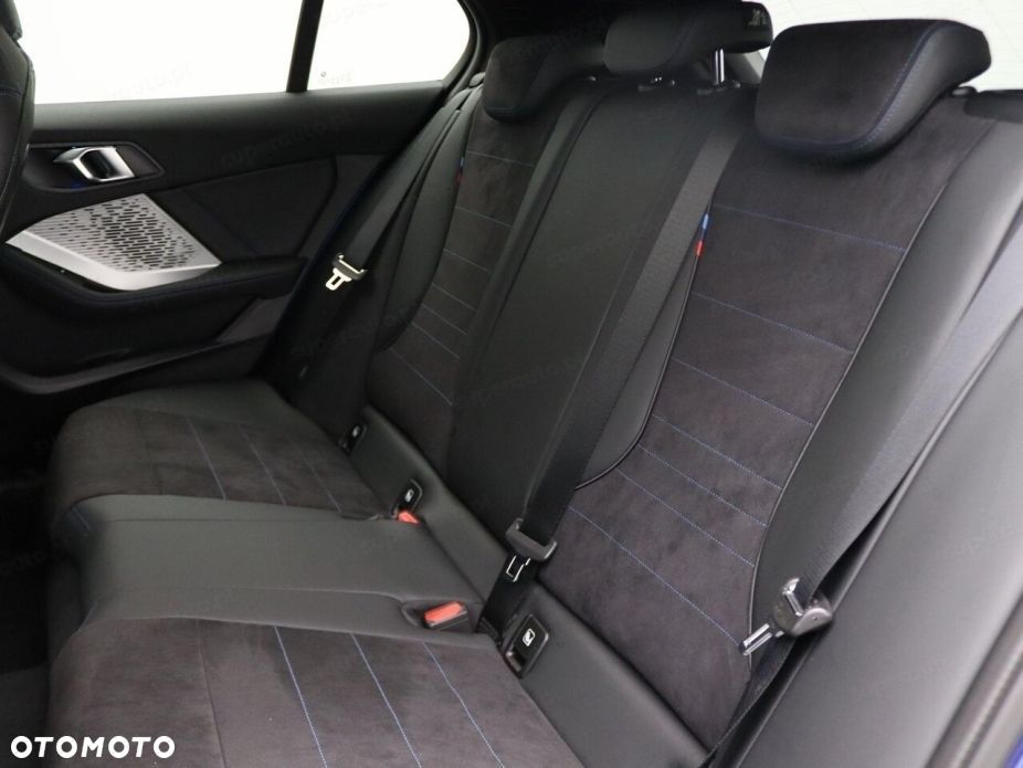 BMW Seria 1 120 mHEV - 15