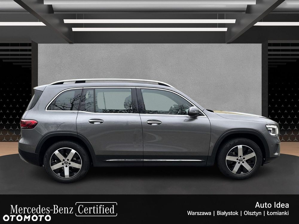 Mercedes-Benz GLB - 10