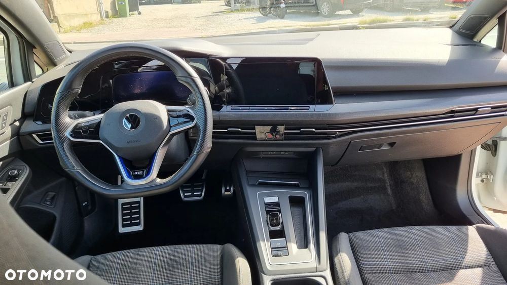 Volkswagen Golf 1.4 eHybrid OPF DSG GTE - 28