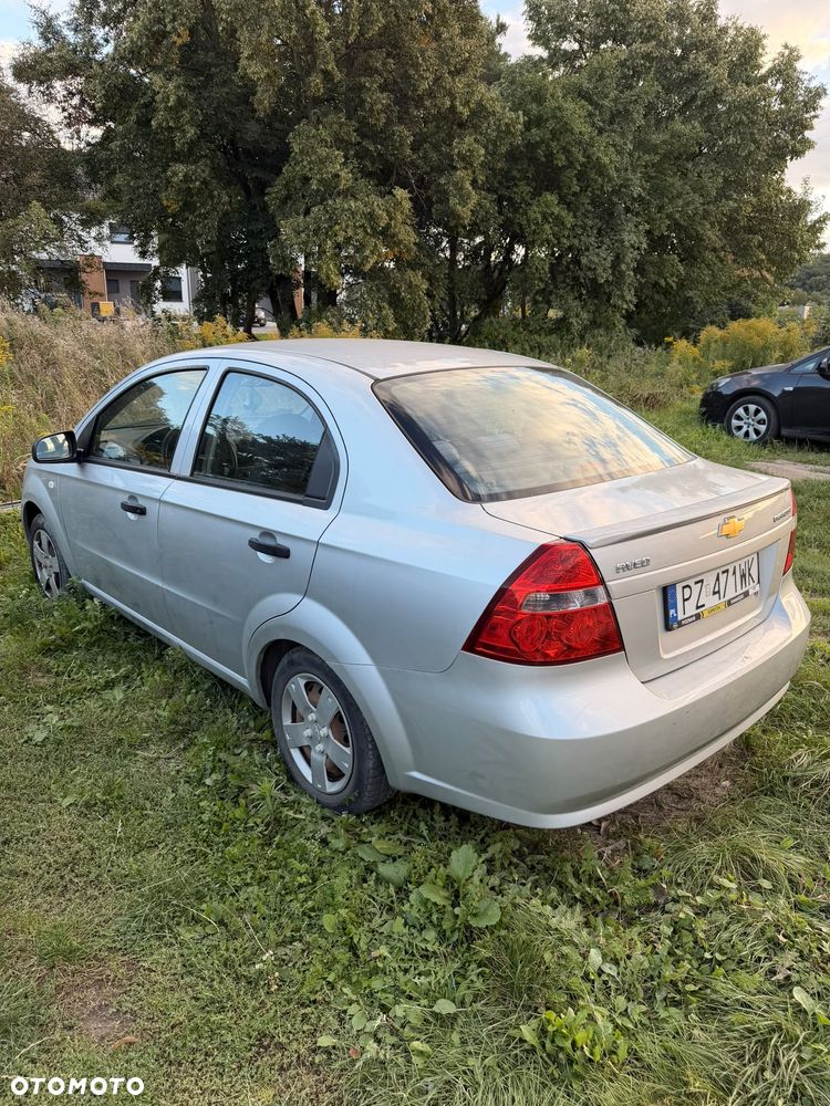 Chevrolet Aveo - 2