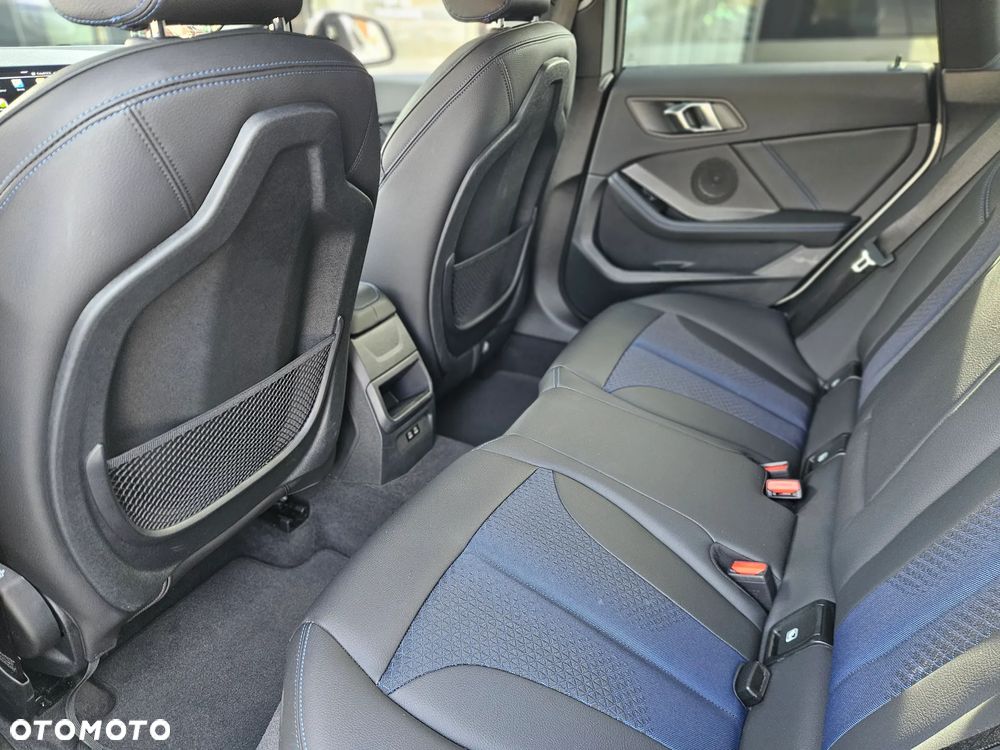 BMW Seria 2 218i M Sport - 35