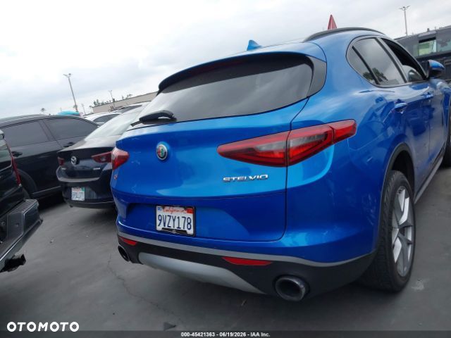 Alfa Romeo Stelvio 2.0 Turbo 16V AT8-Q4 Veloce Ti - 12