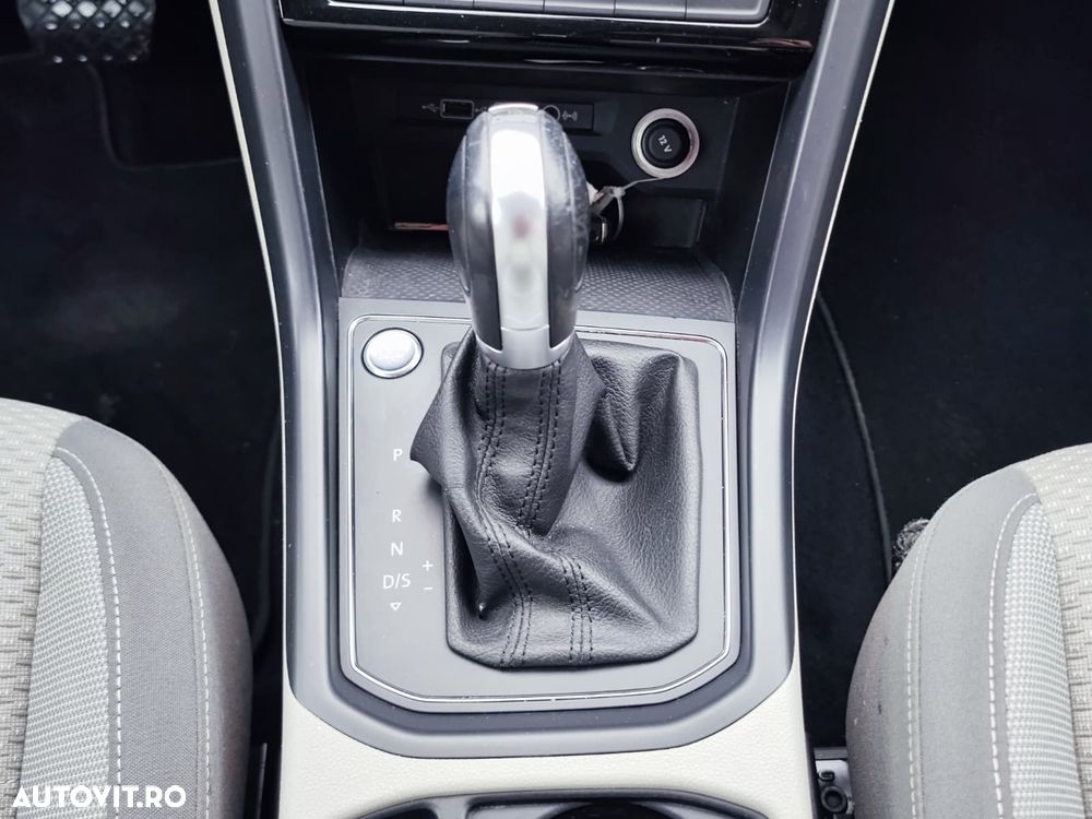 Volkswagen Touran 2.0 TDI DSG Comfortline - 20