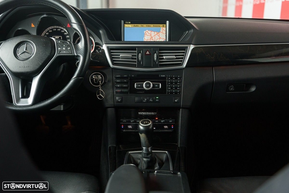 Mercedes-Benz E 220 CDi Avantgarde BlueEfficiency - 53