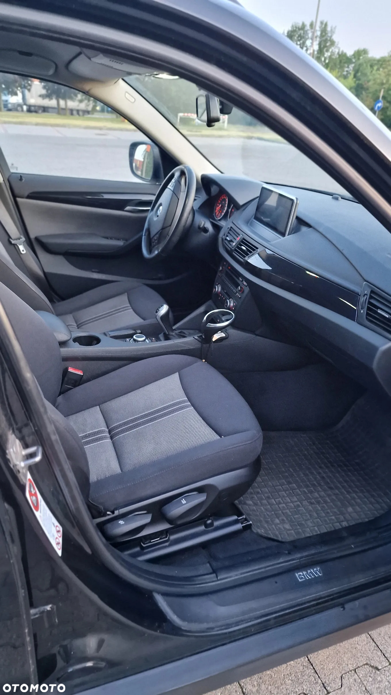 BMW X1 sDrive20d - 20