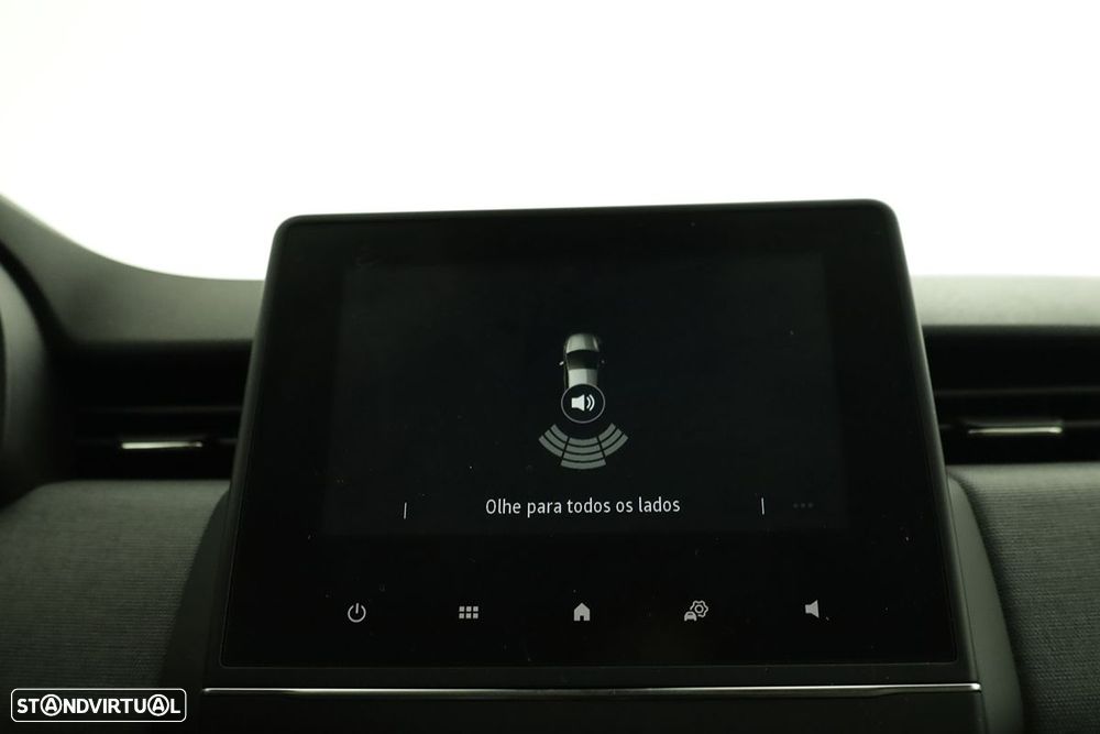 Renault Clio 1.0 TCe Evolution - 11