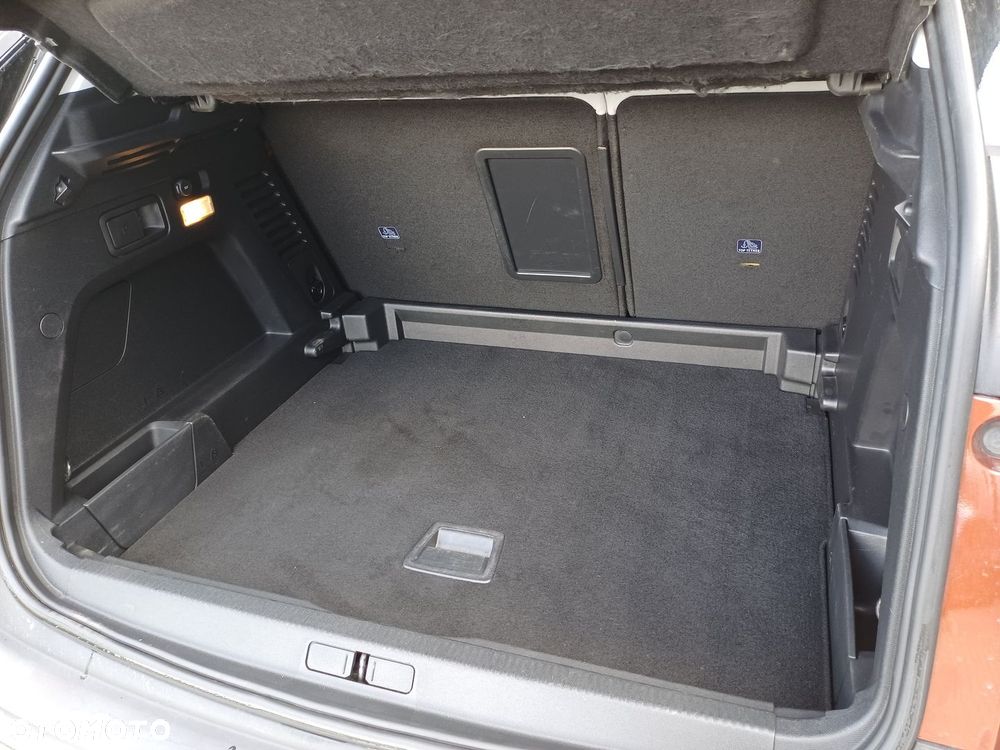 Peugeot 3008 1.6 THP Allure S&S EAT6 - 37