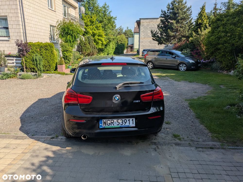 BMW Seria 1 116i - 4