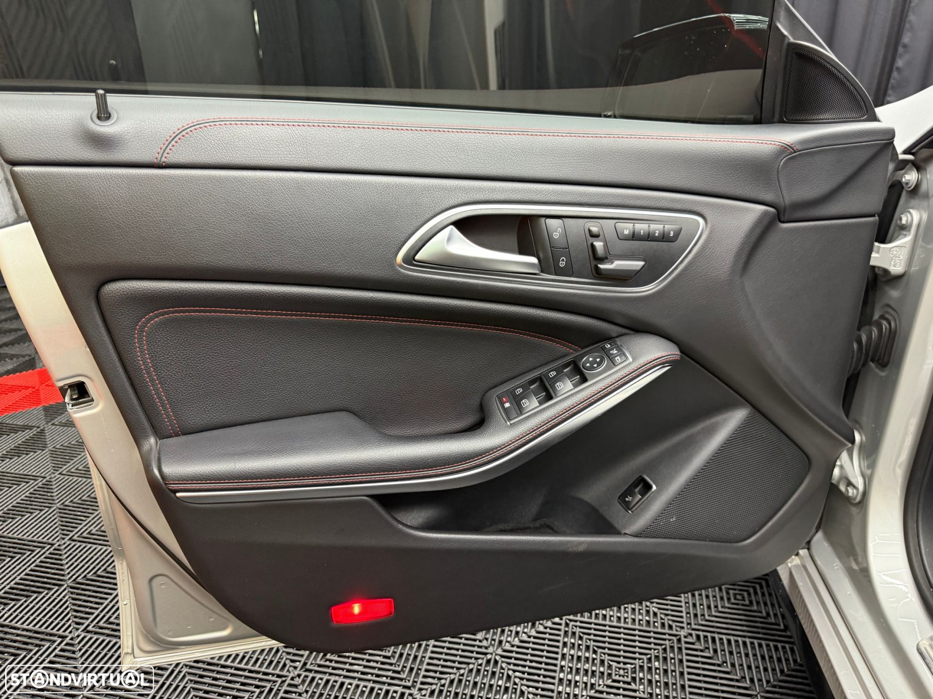 Mercedes-Benz CLA 45 AMG Shooting Brake 4-Matic - 16