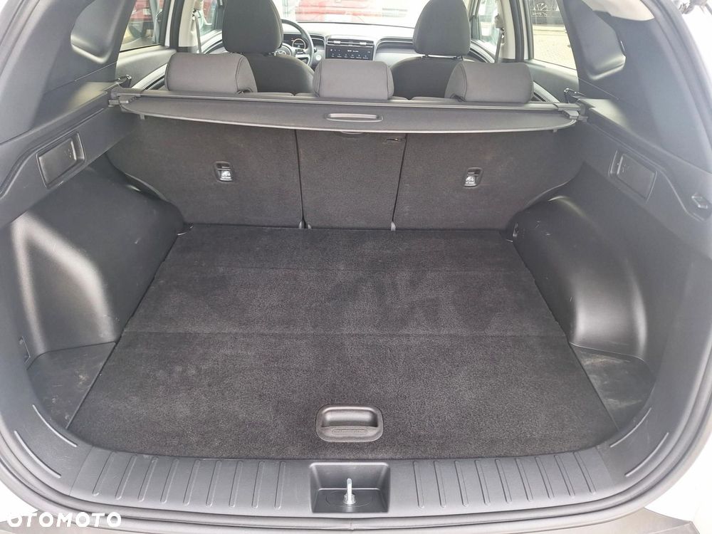 Hyundai Tucson 1.6 T-GDi Smart 4WD DCT - 34