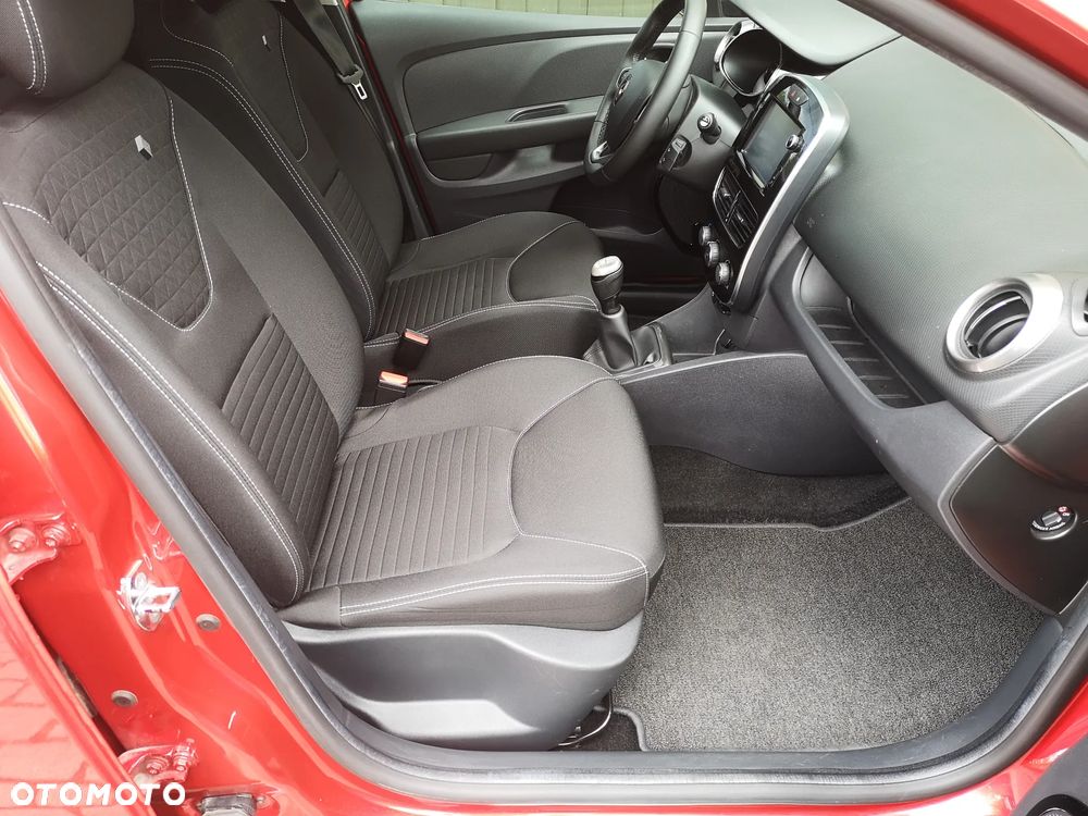 Renault Clio 1.2 16V Limited - 24