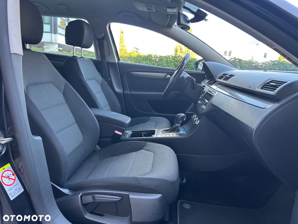 Volkswagen Passat 2.0 TDI Highline DSG - 7