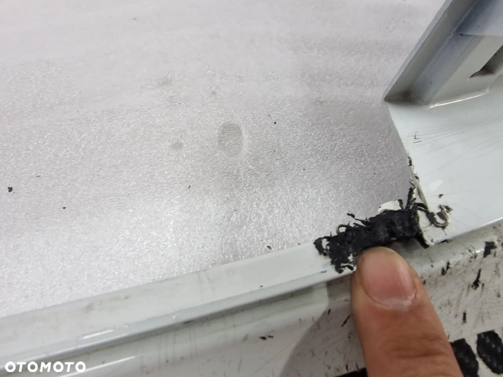 VW POLO 6C0 LIFT 13-17 ZDERZAK PRZEDNI PRZÓD NA SPRYSKI + 4X PDC , ŁADNY , BIAŁY , NR 6C0807221 , NR AUKCJI NZ744 - 19