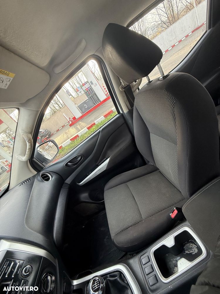 Nissan Navara 2.3 dCi Double Cab Acenta - 19
