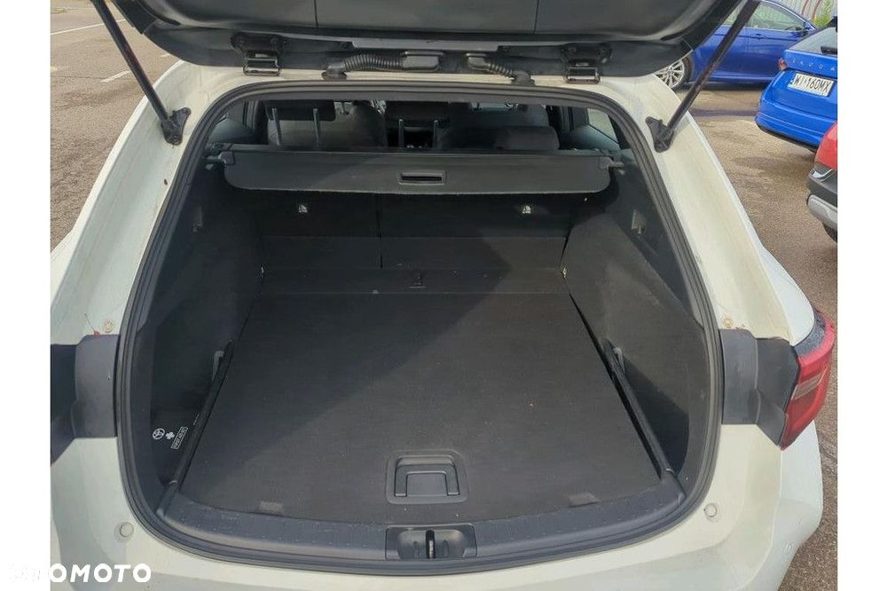 Toyota Corolla 1.8 Hybrid Comfort - 10