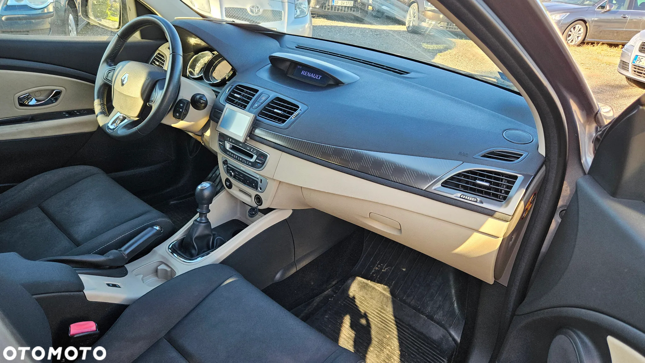 Renault Megane 1.6 16V Business - 10