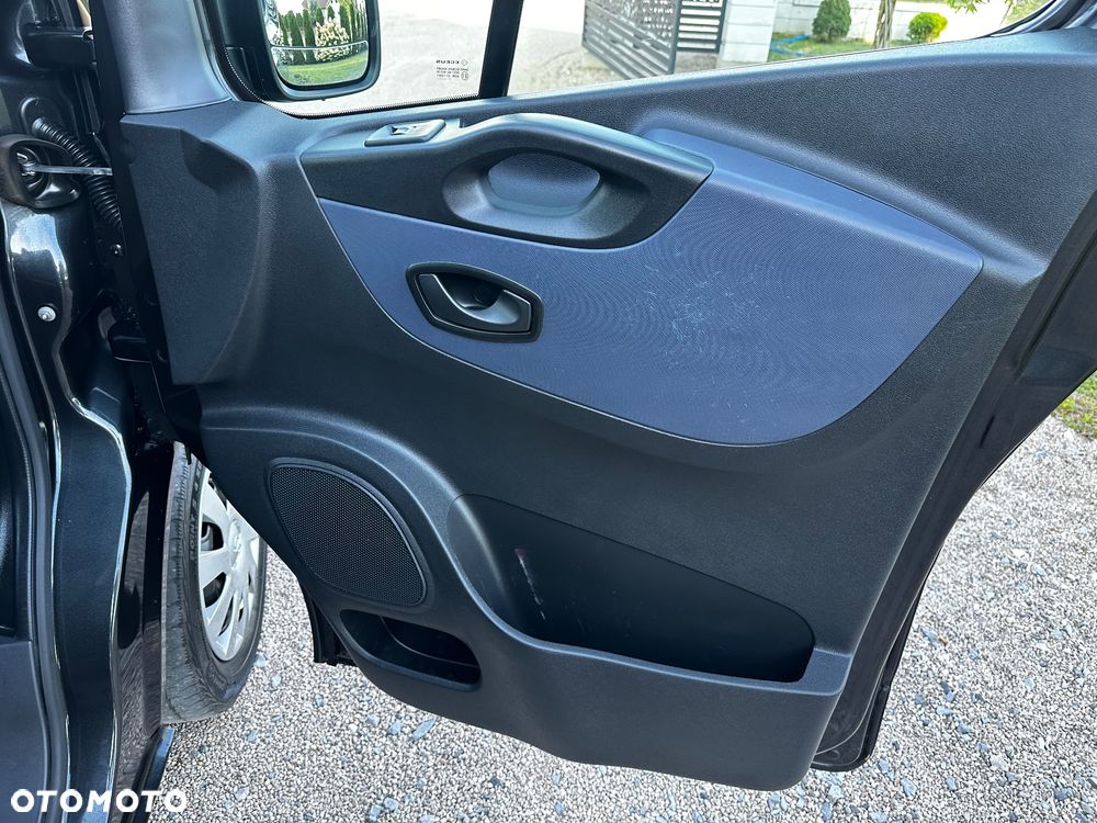 Opel Vivaro - 40