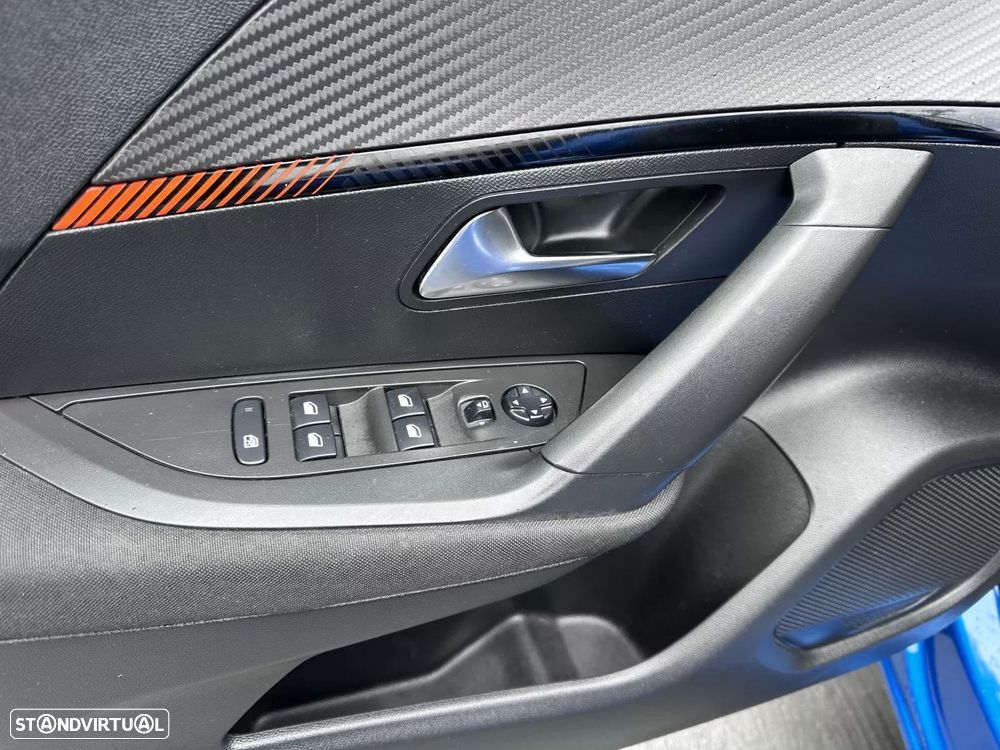 Peugeot 2008 1.2 PureTech Allure Pack - 12