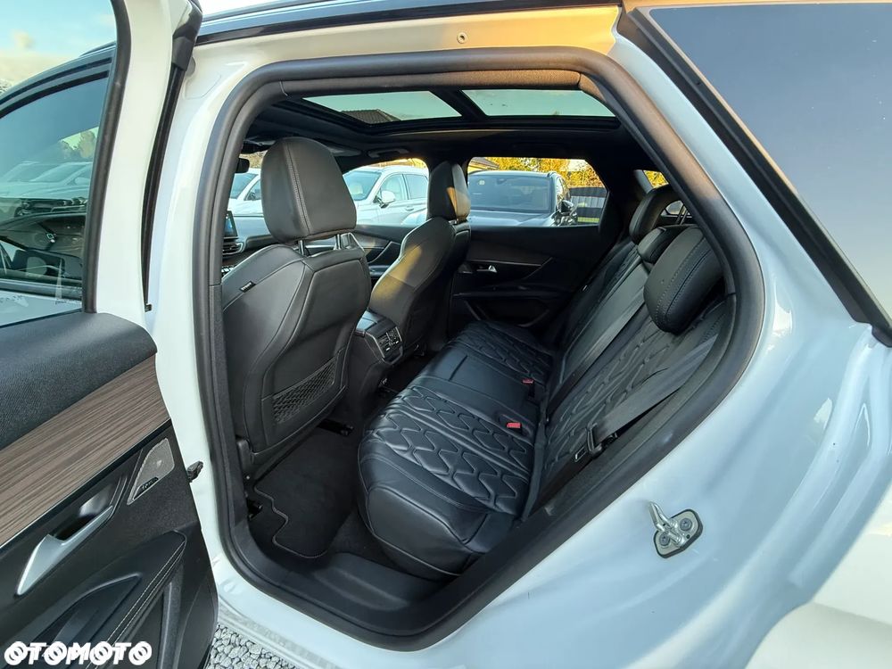 Peugeot 3008 Hybrid 225 e-EAT8 GT Pack - 27