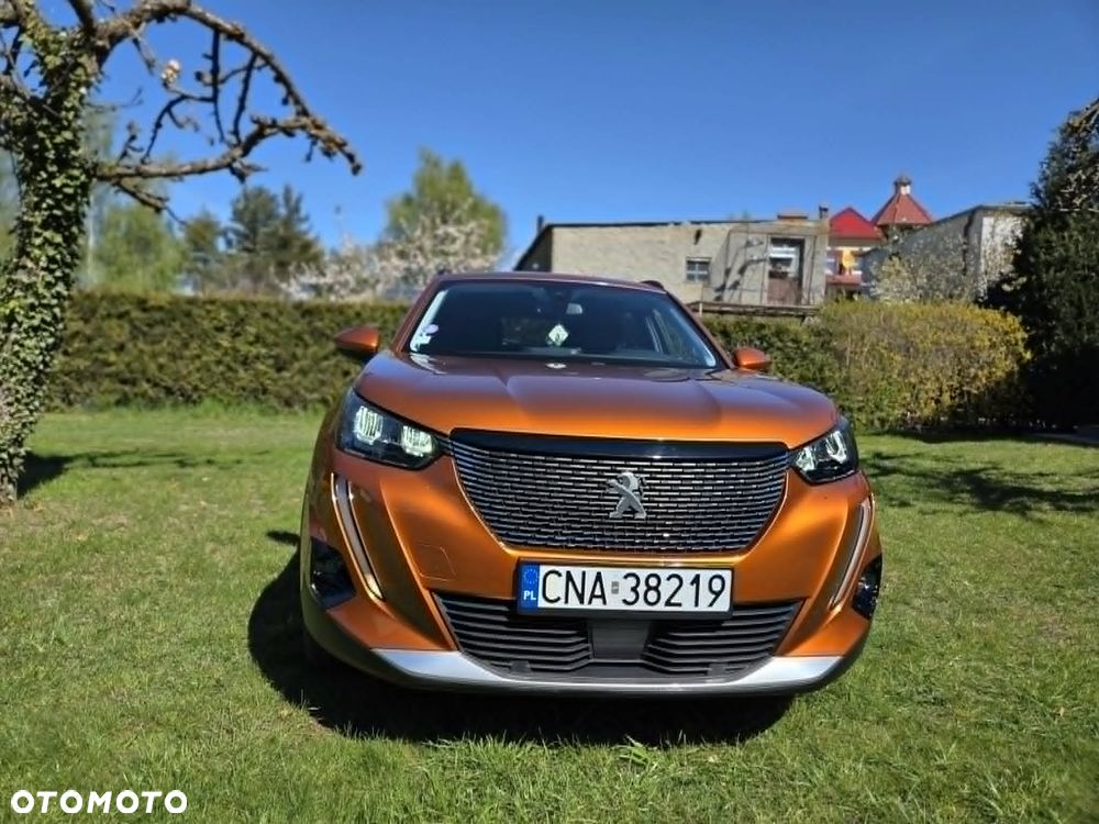 Peugeot 2008 PureTech 130 Stop&Start EAT6 Signature - 3
