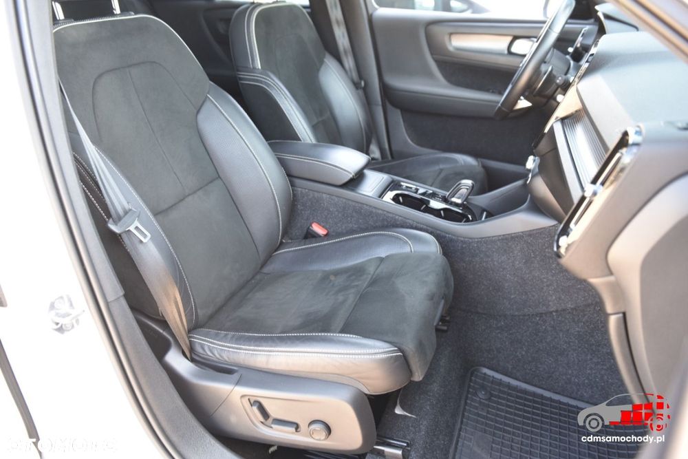 Volvo XC 40 - 22