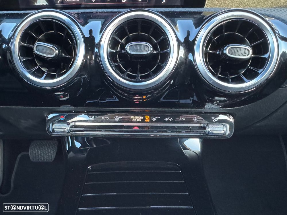 Mercedes-Benz A 250 e Style Plus - 15