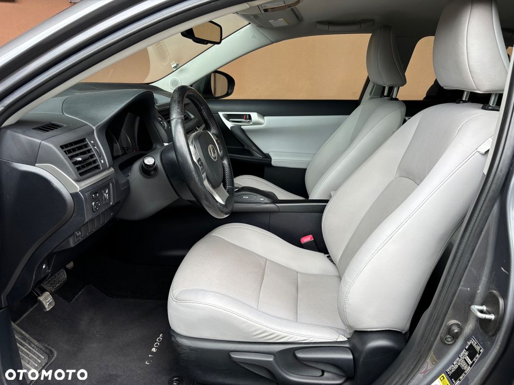 Lexus CT Executive Line - 29