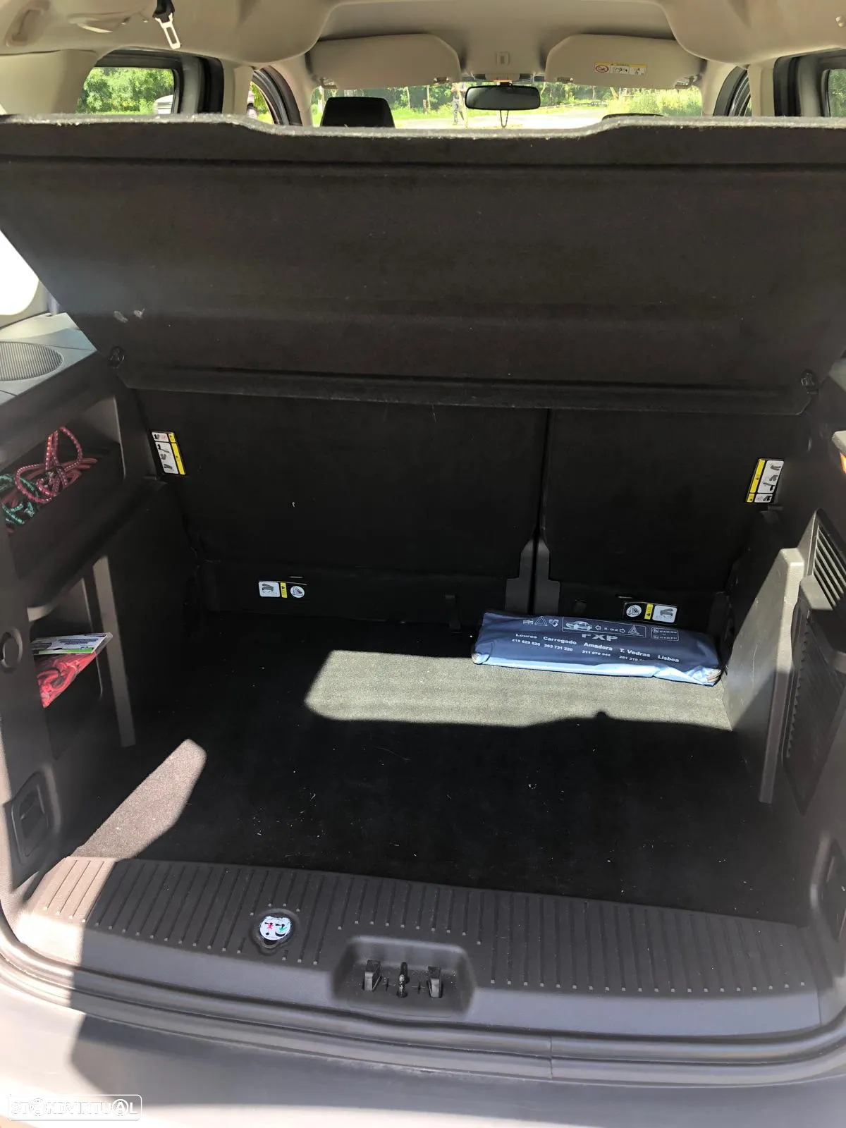 Ford Tourneo Courier 1.0 EcoBoost Ambiente - 12
