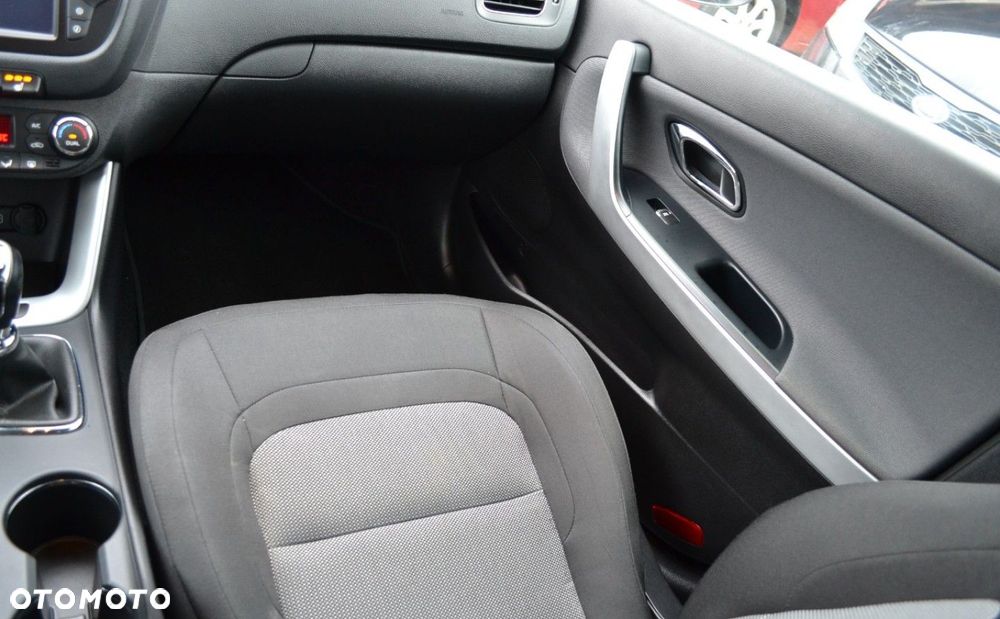 Kia Ceed 1.6 GDI ISG Dream-Team Edition - 33