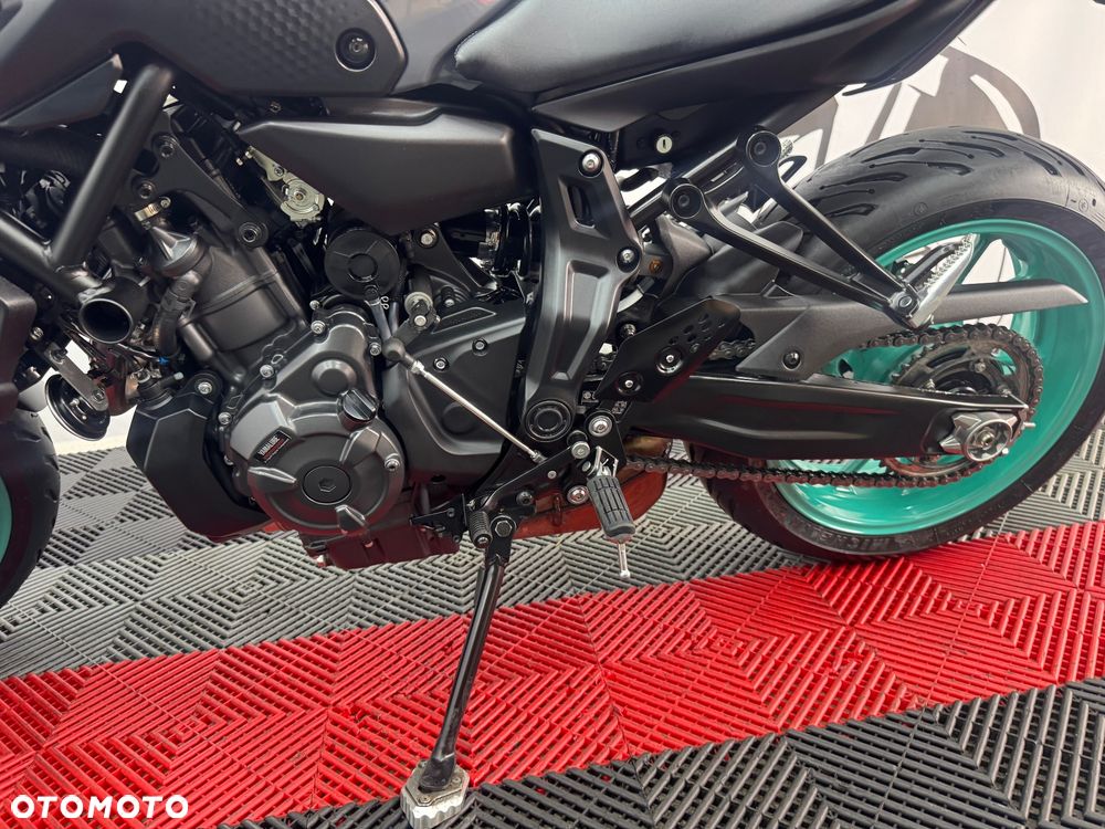 Yamaha MT - 16