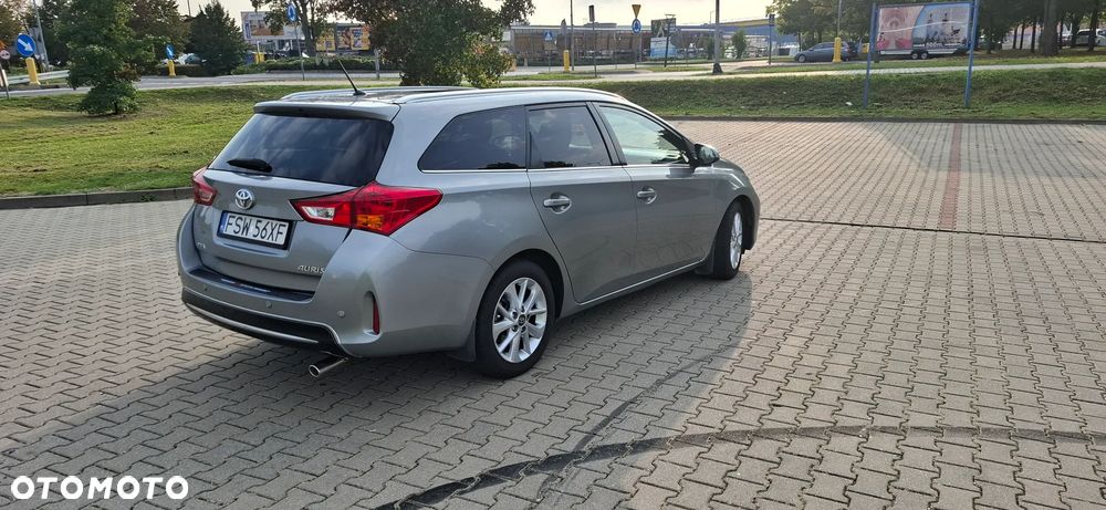 Toyota Auris - 22