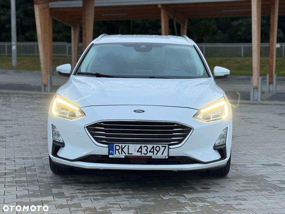 Ford Focus 1.0 EcoBoost Titanium X - 19