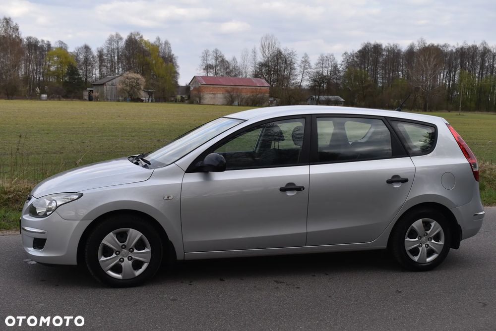 Hyundai i30 i30cw 1.4 FIFA WM Edition - 6