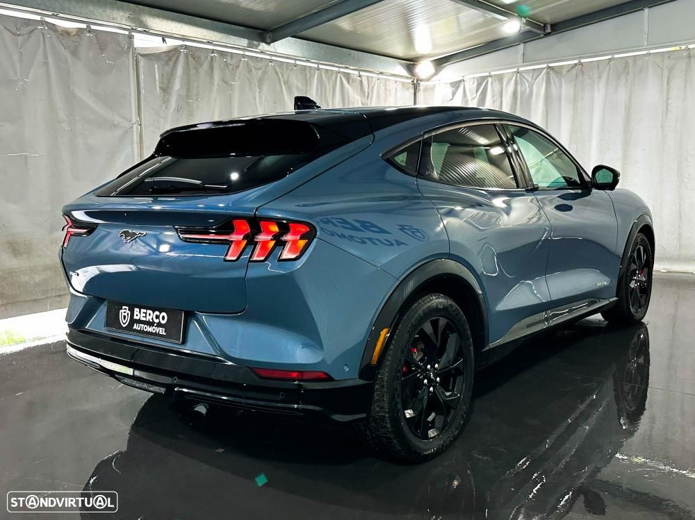 Ford Mustang Mach-E AWD PREMIUM - 5