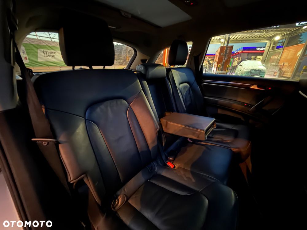 Audi Q7 - 35