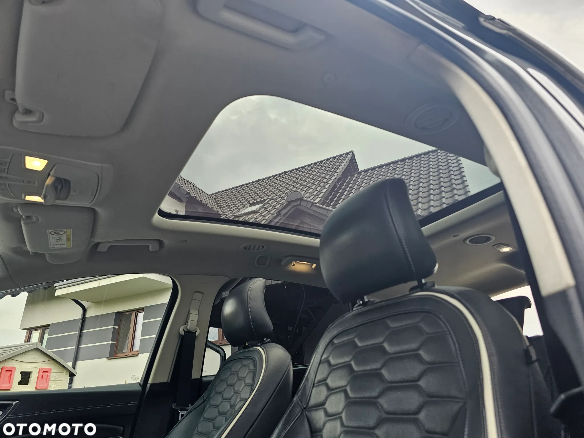 Ford S-Max 2.0 TDCi Bi-Turbo Vignale PowerShift - 31