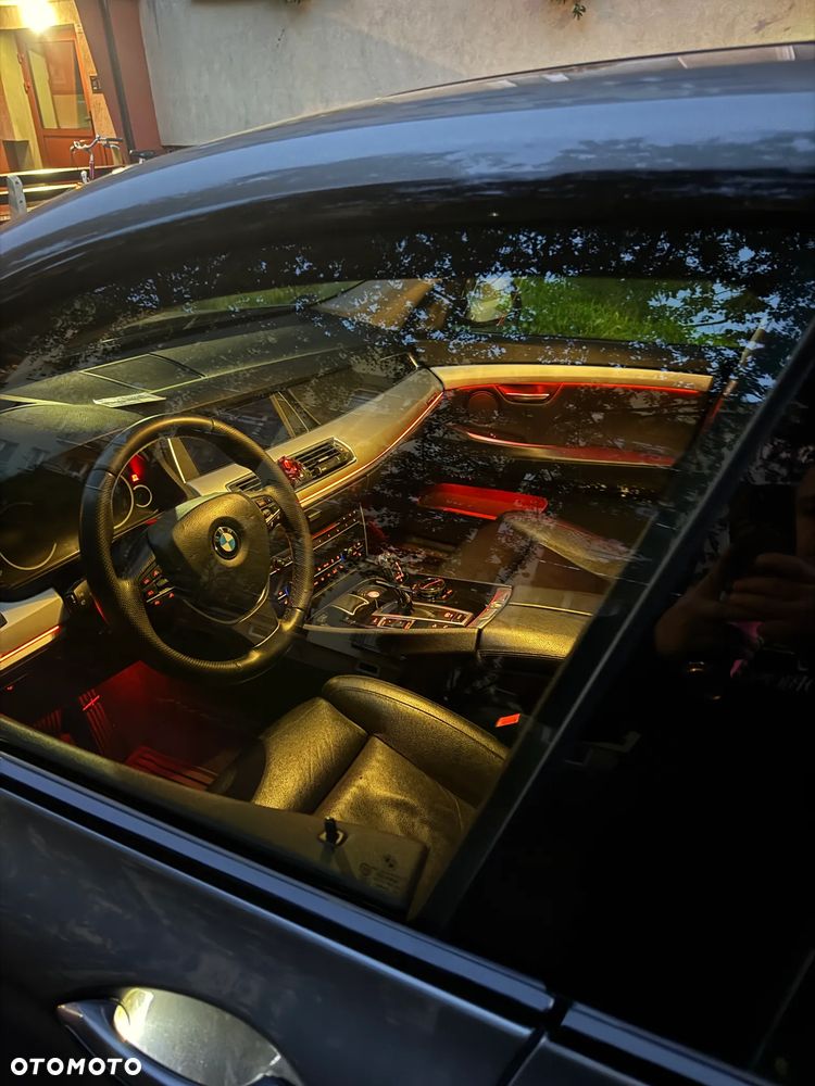 BMW 5GT 530d xDrive - 8