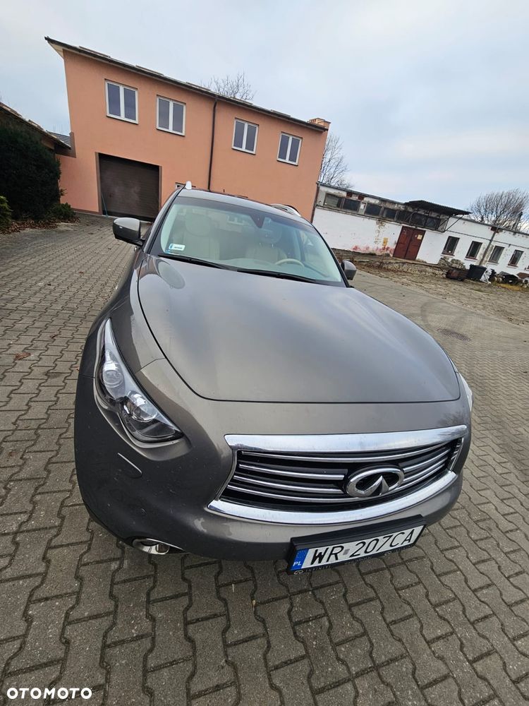 Infiniti QX70 3.7 S - 4