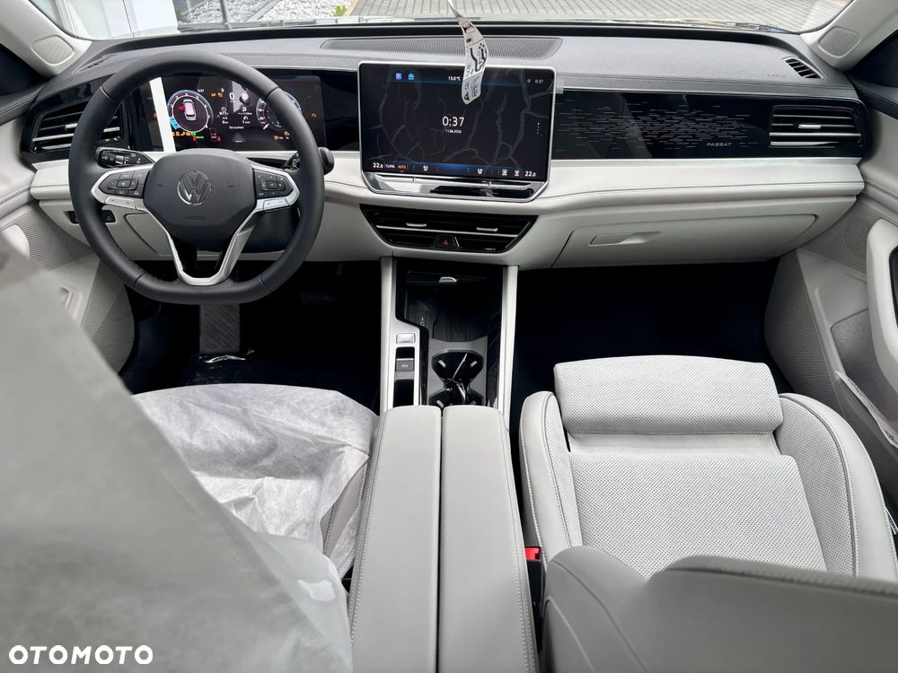 Volkswagen Passat Variant 1.5 TSI ACT mHEV Elegance DSG - 17