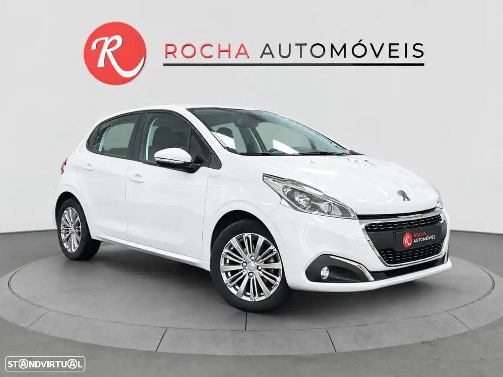 Peugeot 208 — fotografia 3