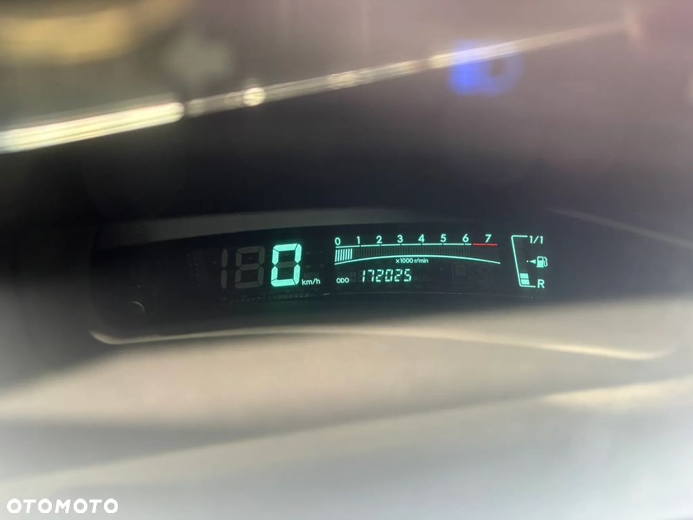 Toyota Yaris 1.3 Luna Premium - 8