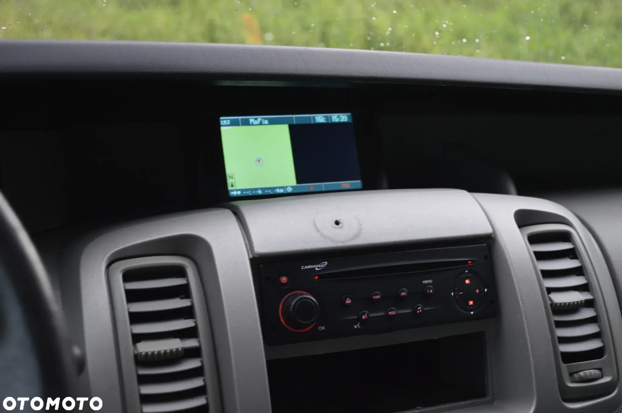 Opel Vivaro - 11