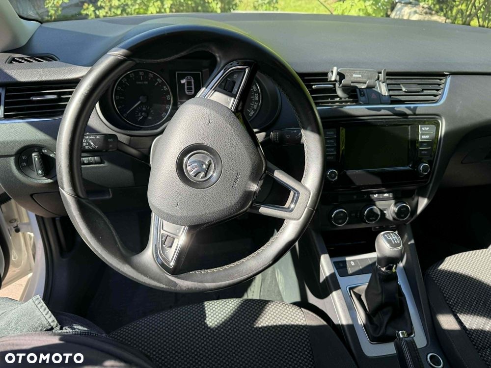Skoda Octavia 2.0 TDI Style - 4