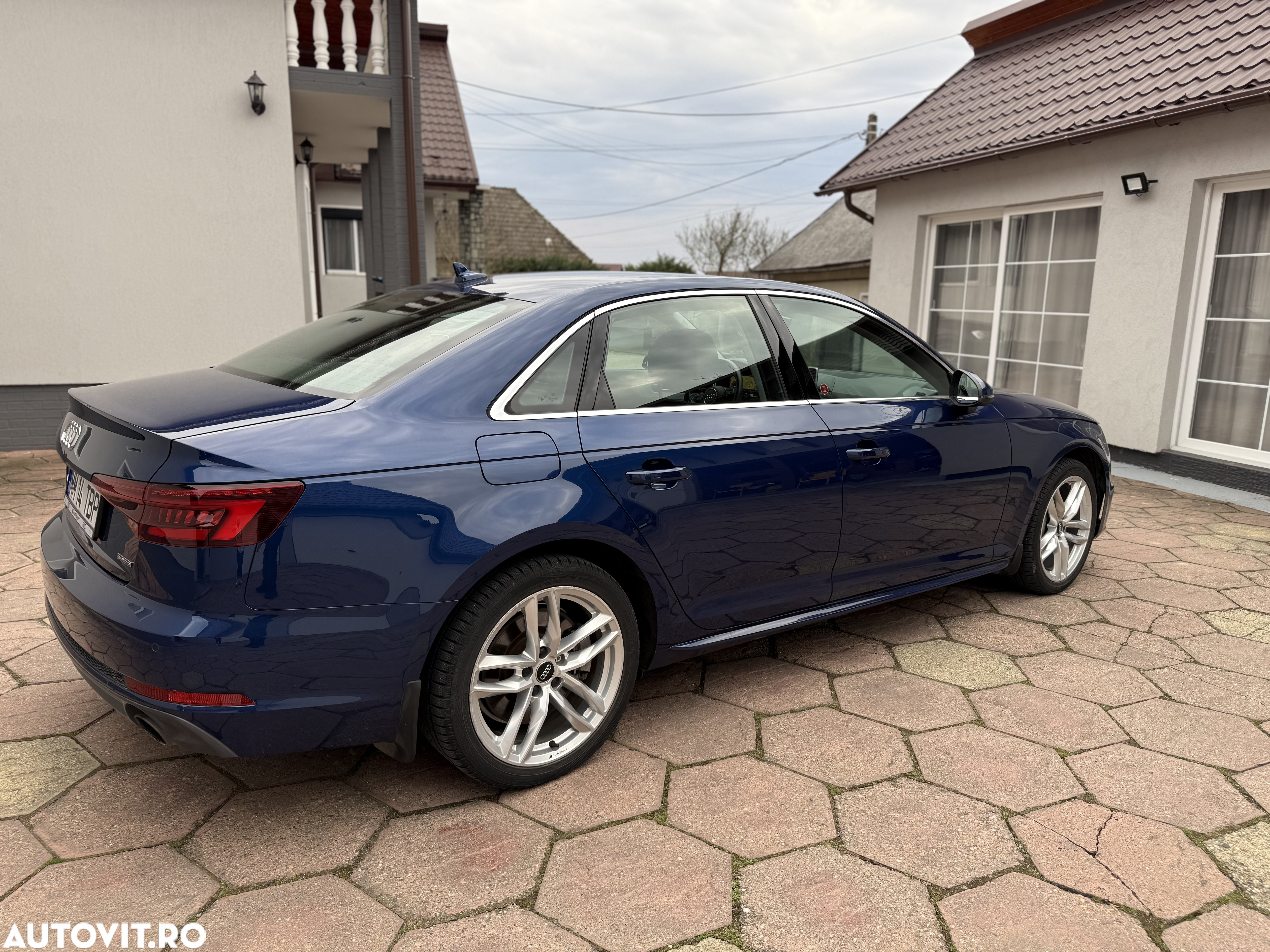 Audi A4 Avant 2.0 TFSI quattro Sport - 32