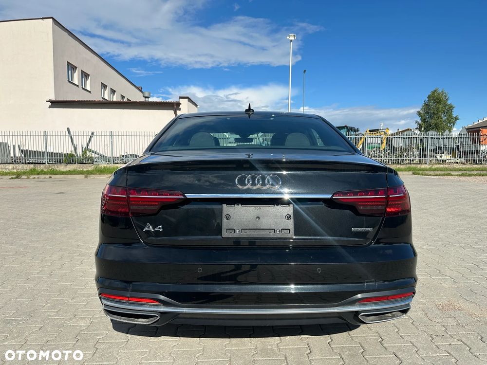 Audi A4 Limousine - 22
