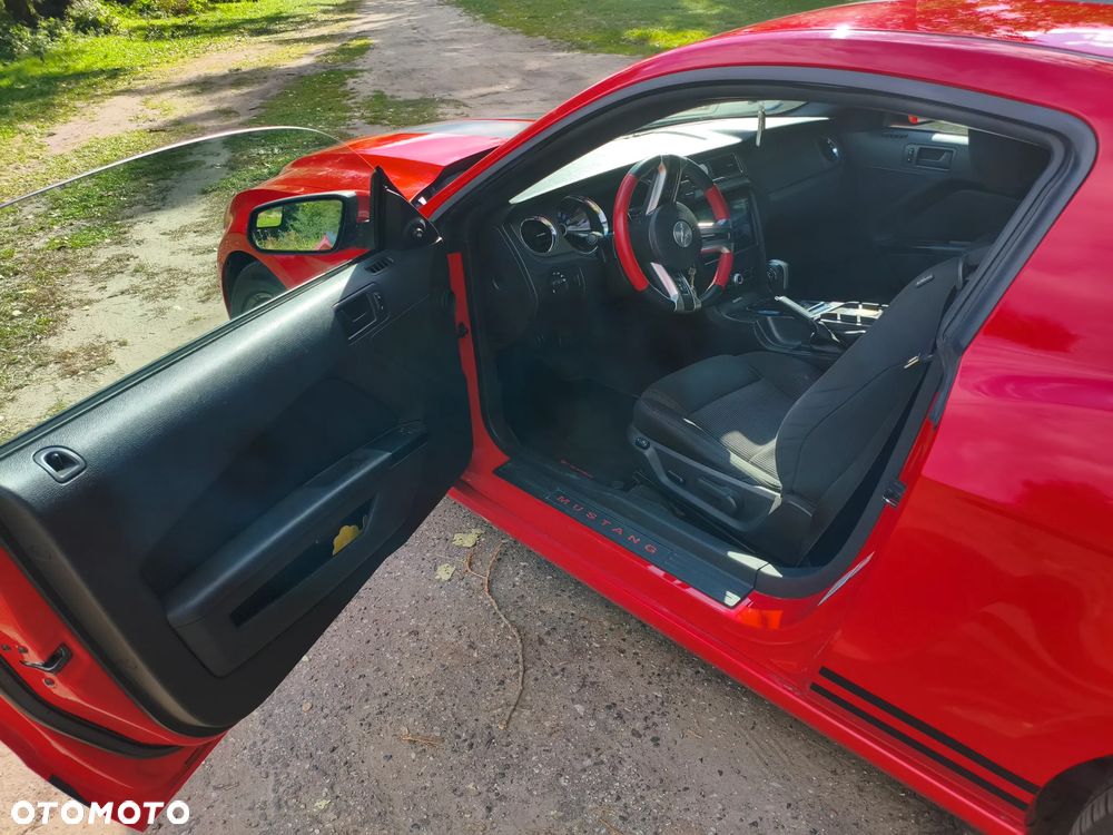 Ford Mustang 3.7 V6 - 8
