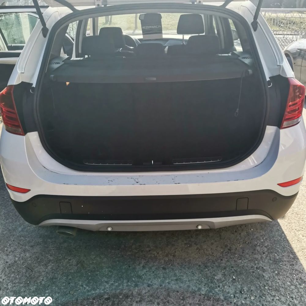 BMW X1 xDrive18d xLine - 11