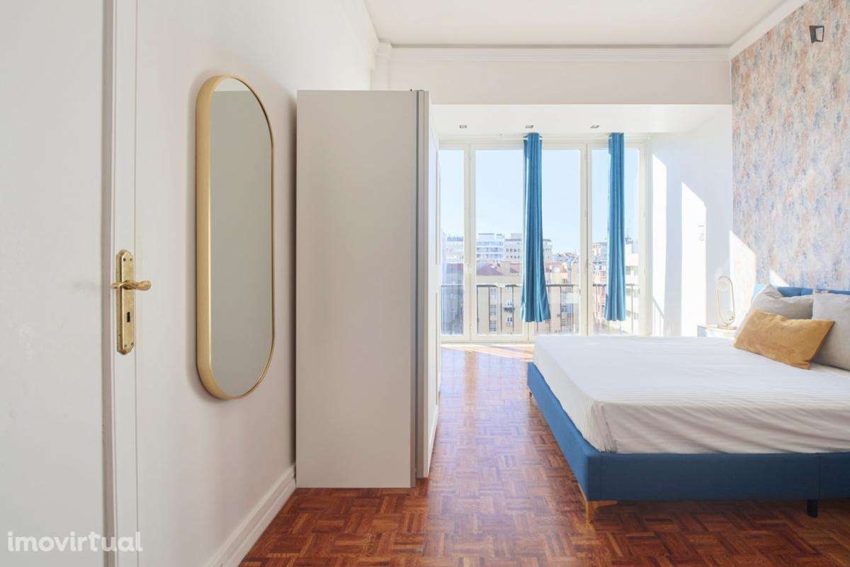 Quarto - localizado em Entrecampos Lisbon - Grande imagem: 2/36