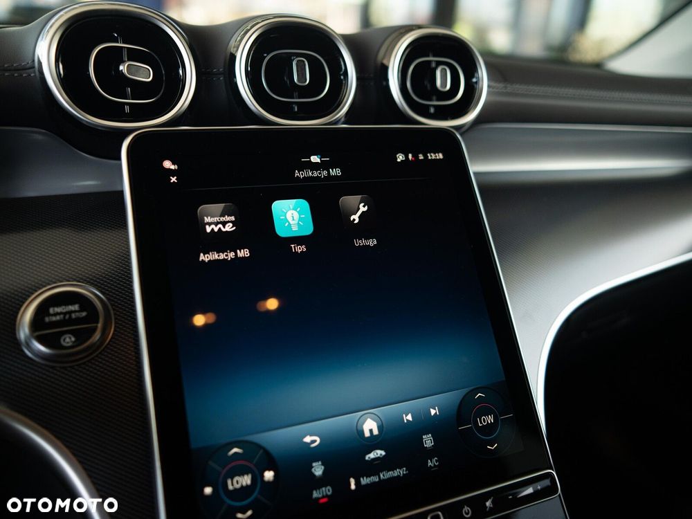 Mercedes-Benz GLC - 22